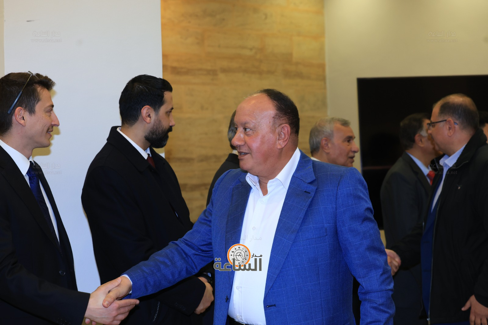 Madar Al-Saa Images 0.19480879907983095