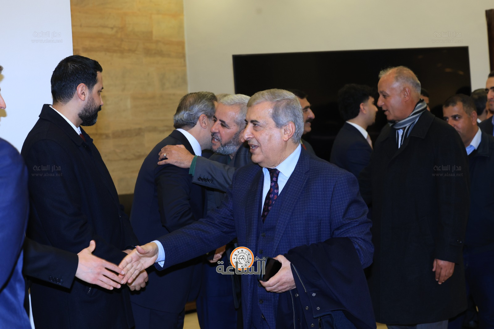 Madar Al-Saa Images 0.9673405472540474