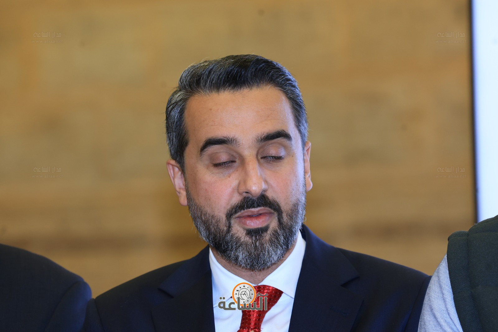 Madar Al-Saa Images 0.2755014615159397