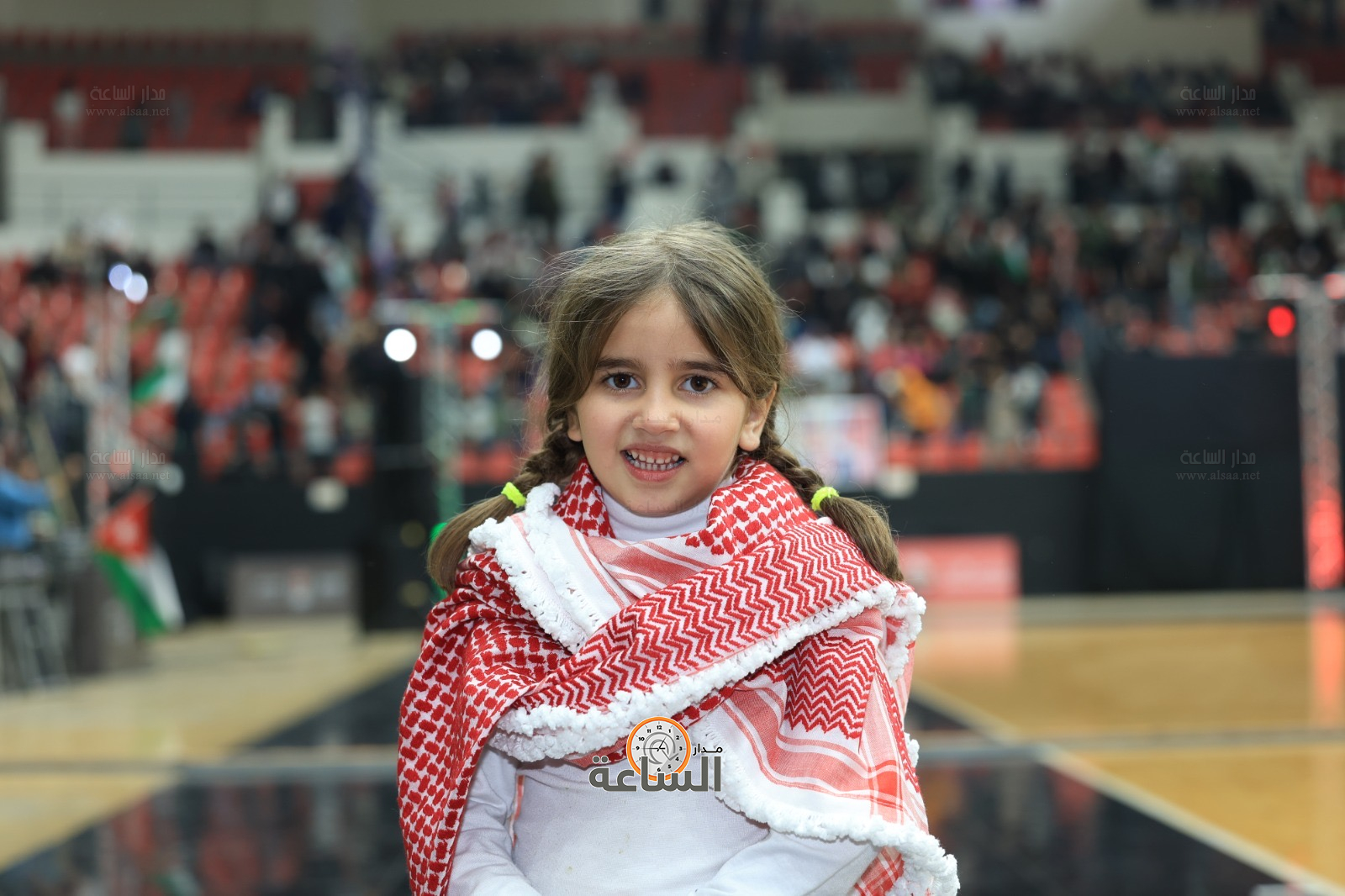 Madar Al-Saa Images 0.4440050105130079