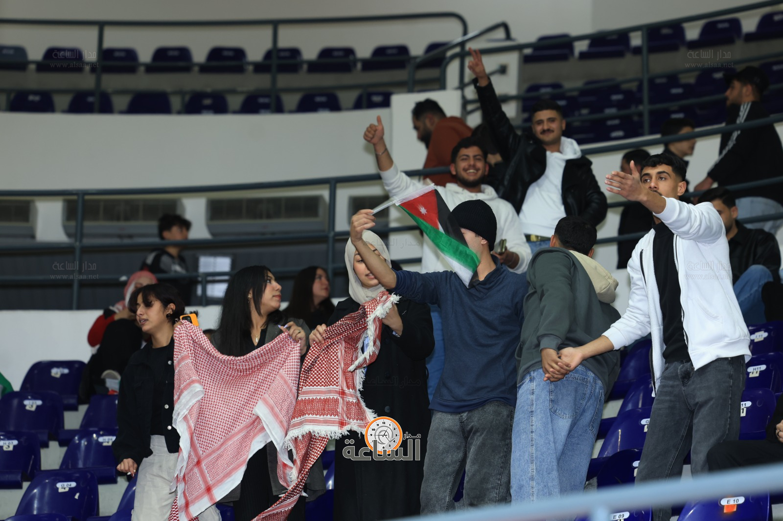 Madar Al-Saa Images 0.7679098048185142