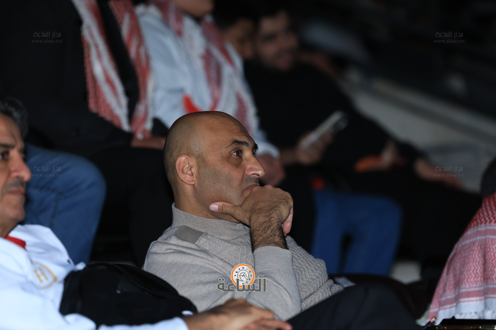 Madar Al-Saa Images 0.35058383950362537