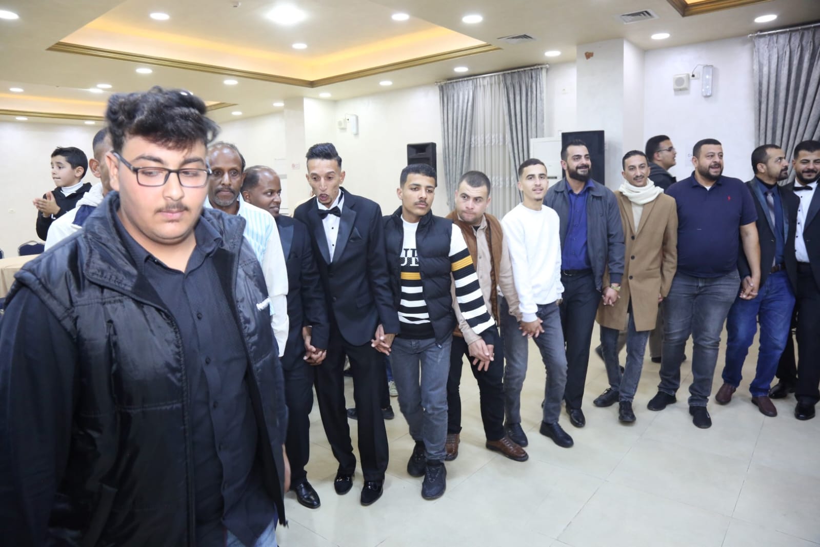 Madar Al-Saa Images 0.14047378066264504