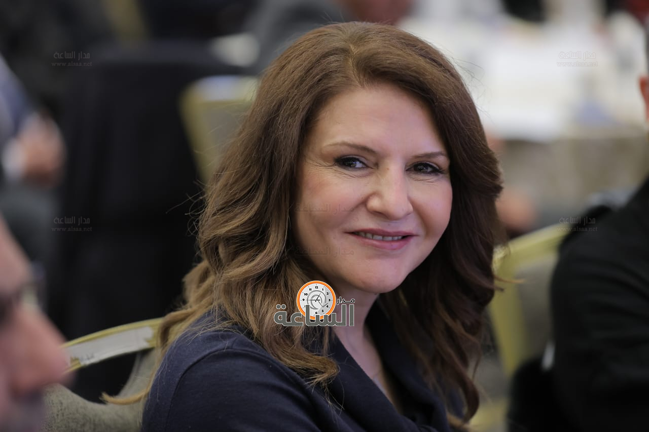 Madar Al-Saa Images 0.18125595767025404