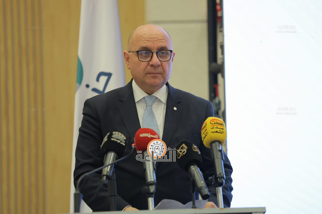 Madar Al-Saa Images 0.8277000004240016