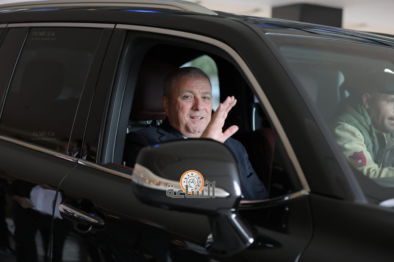 Madar Al-Saa Images 0.17647659324321663