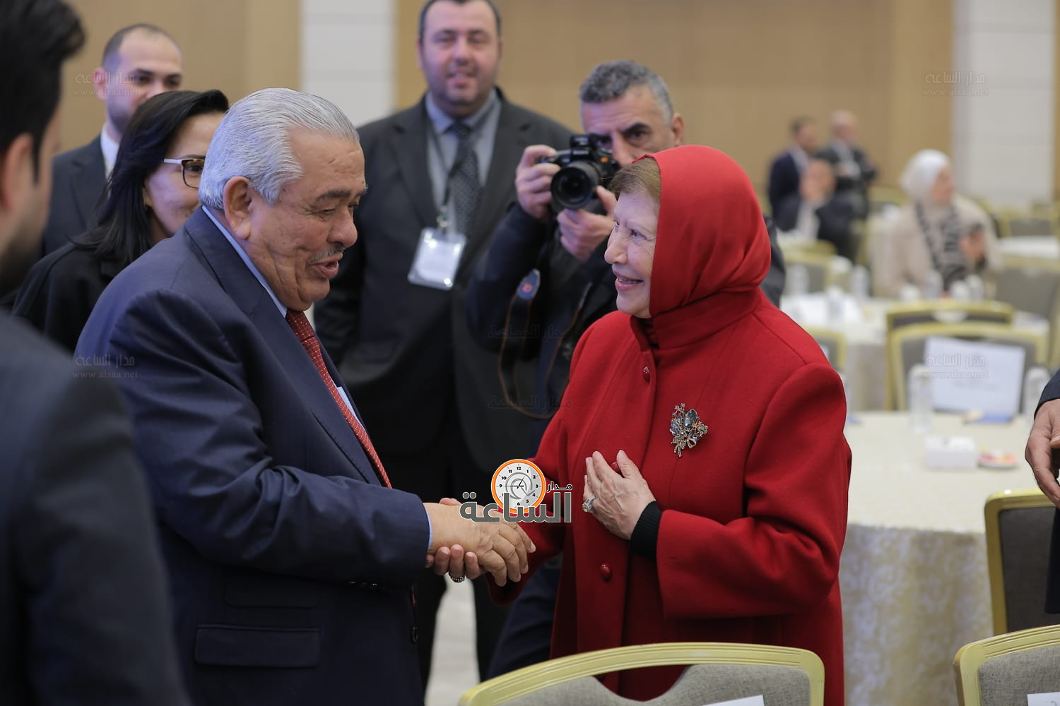 Madar Al-Saa Images 0.5794896295467676