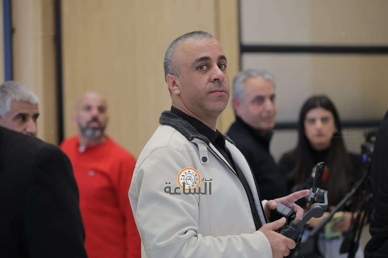 Madar Al-Saa Images 0.1702736035757576