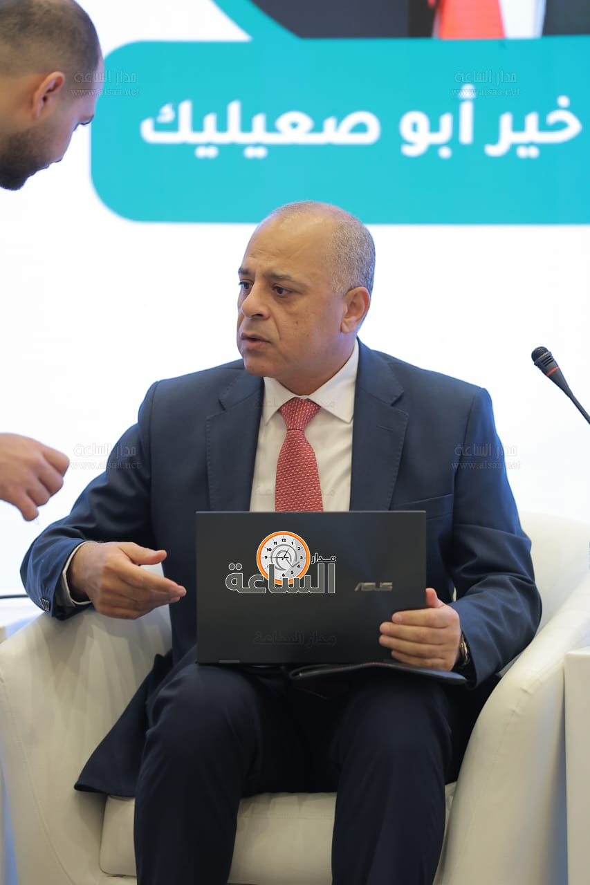 Madar Al-Saa Images 0.6042415596424425