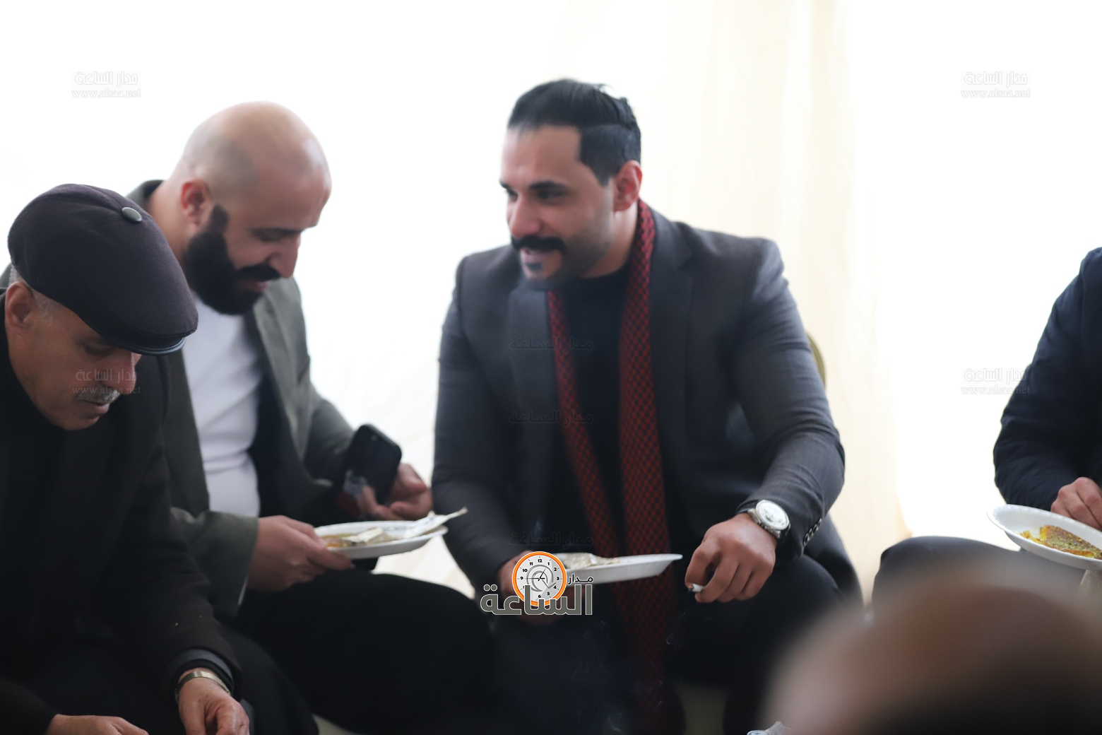 Madar Al-Saa Images 0.37148240676120514