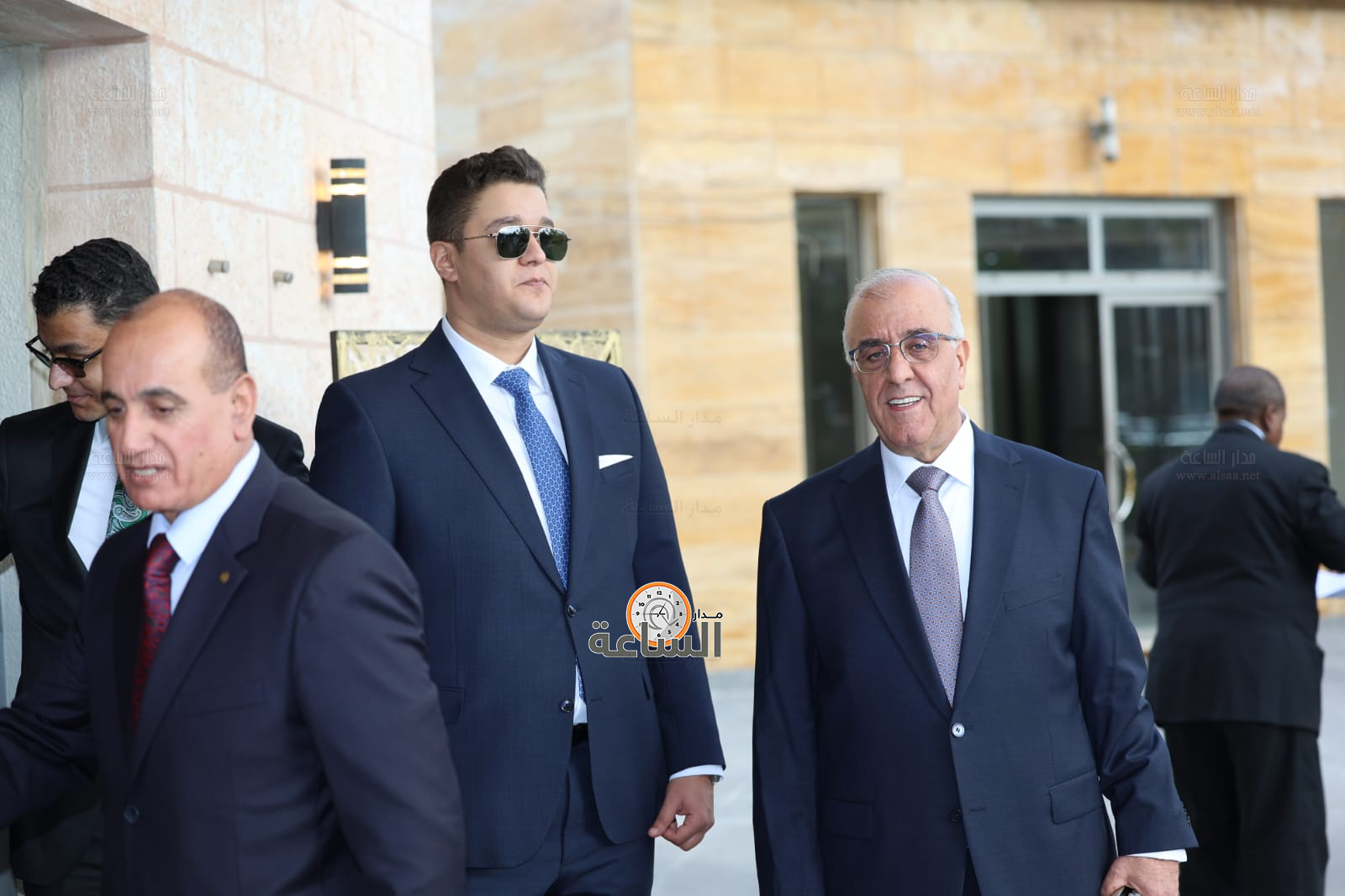 Madar Al-Saa Images 0.8160690776949606