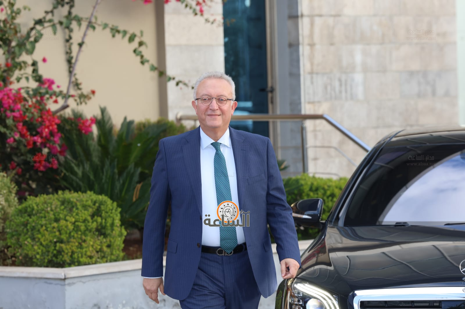 Madar Al-Saa Images 0.38302068022479063