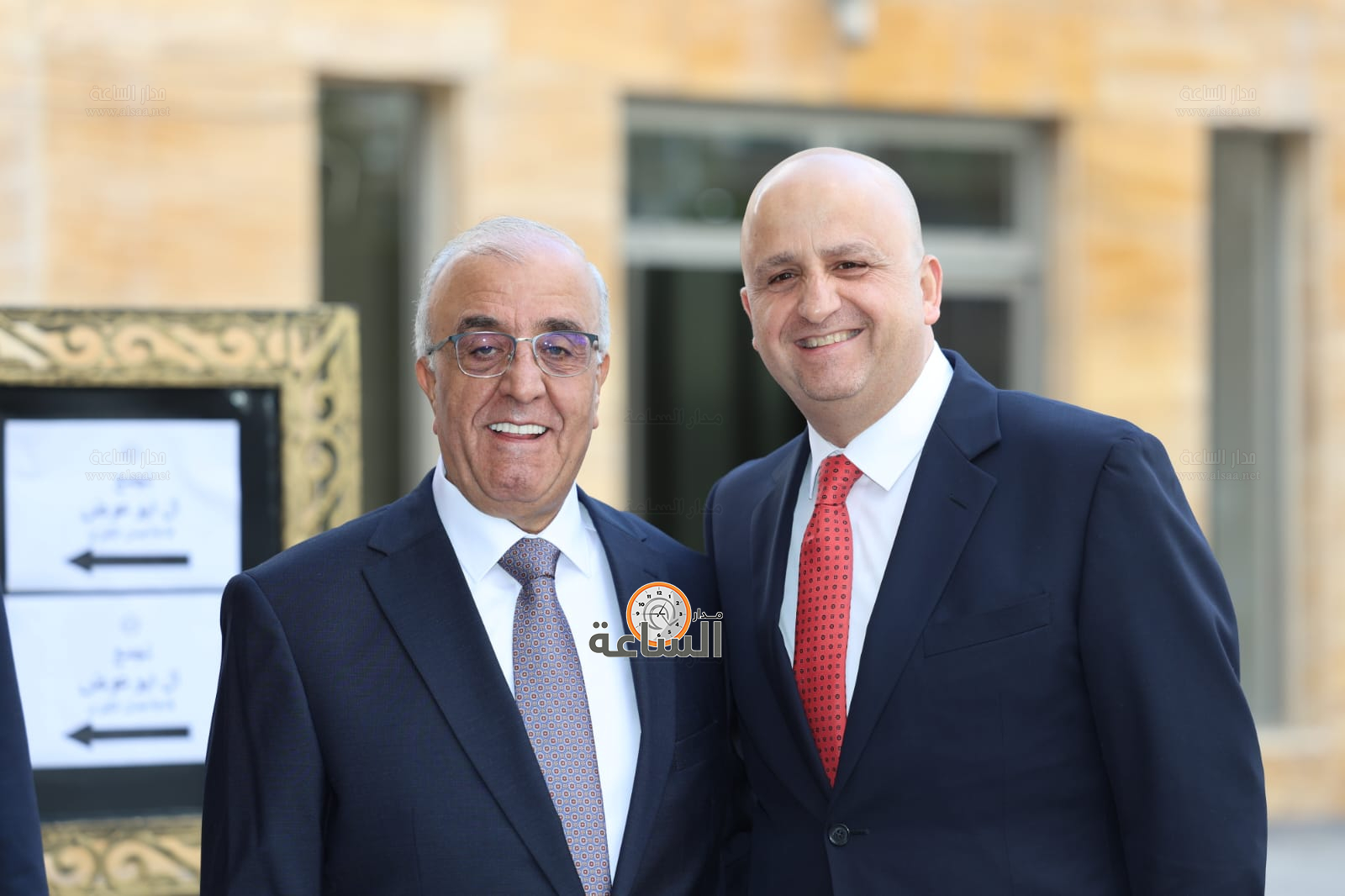 Madar Al-Saa Images 0.03934904039561471