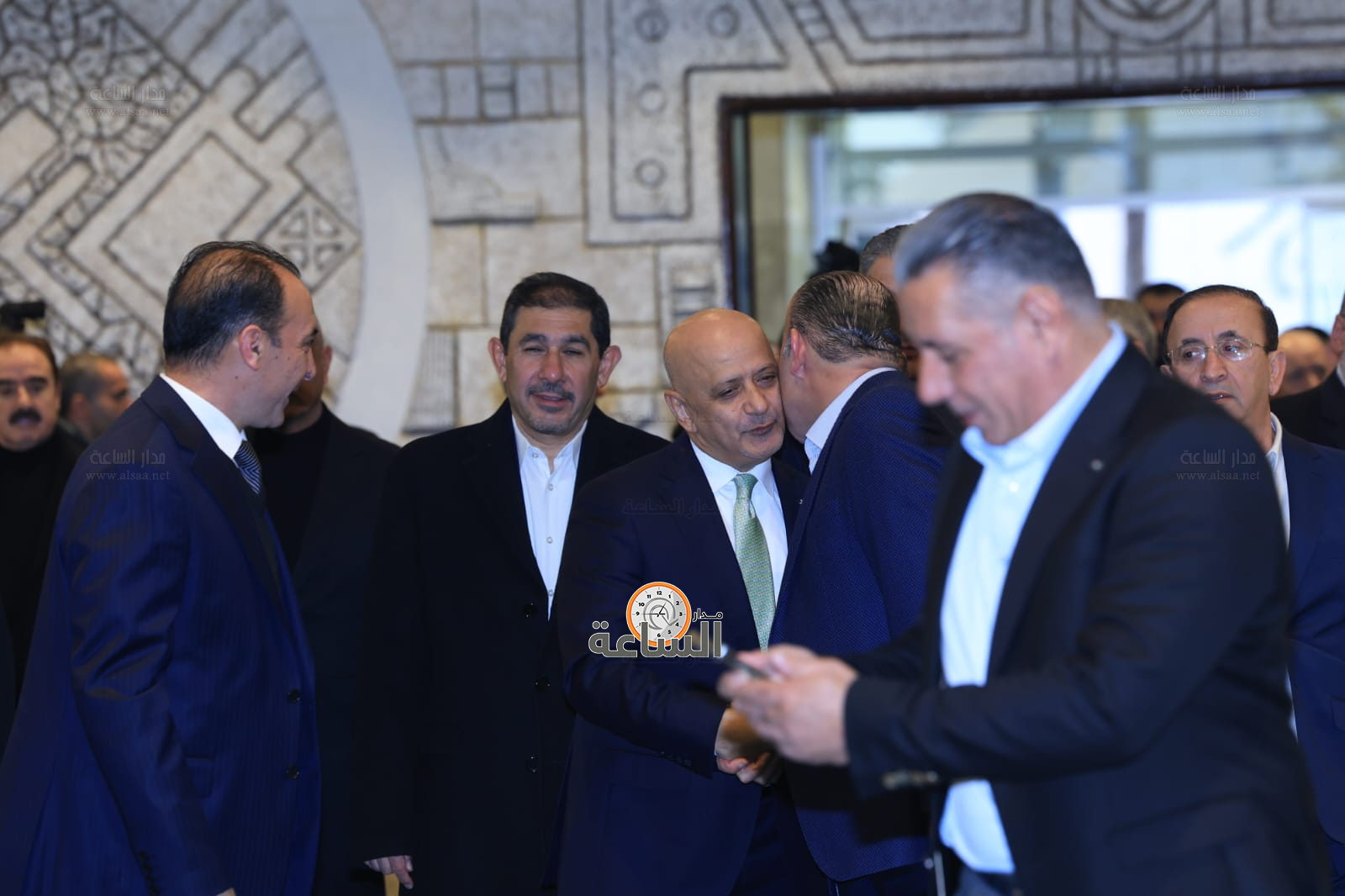 Madar Al-Saa Images 0.4748972165049872