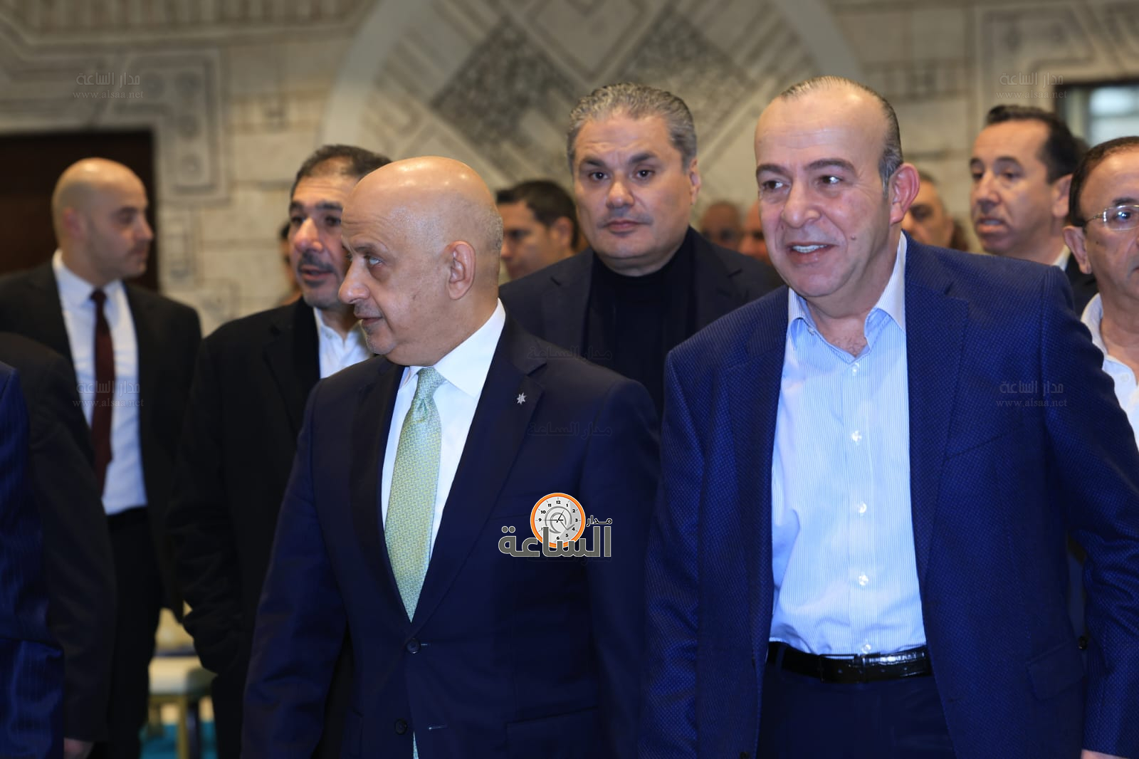 Madar Al-Saa Images 0.4352033281893738