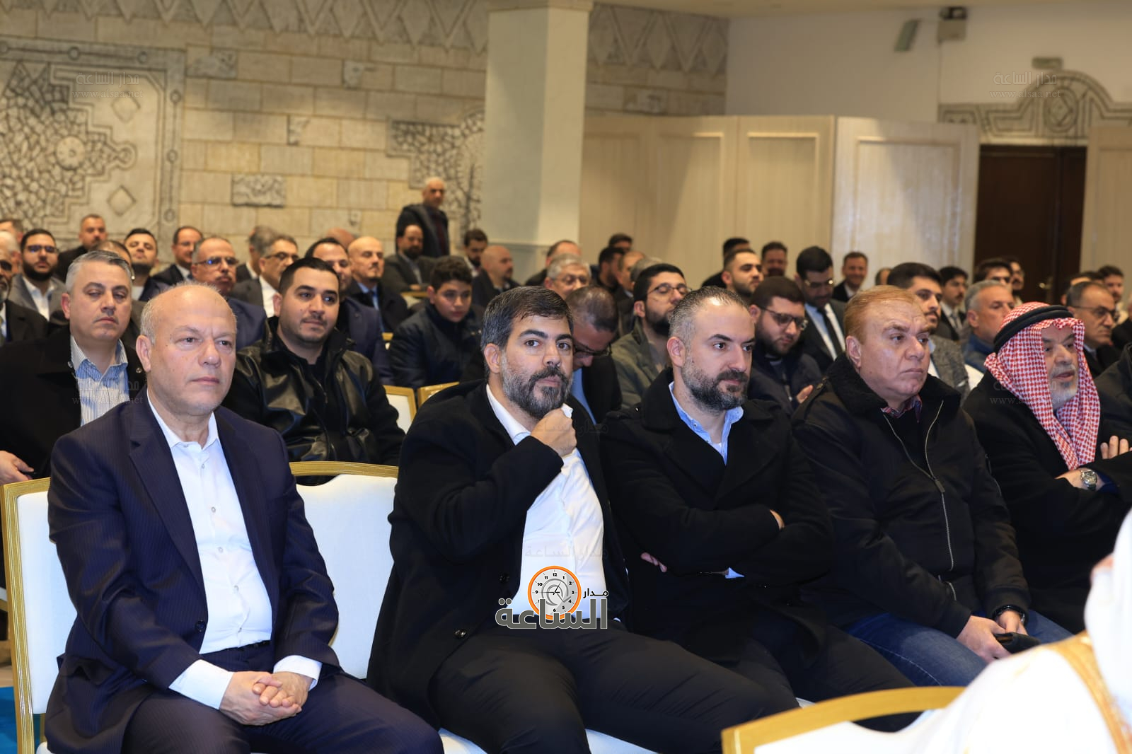 Madar Al-Saa Images 0.3509960631440606