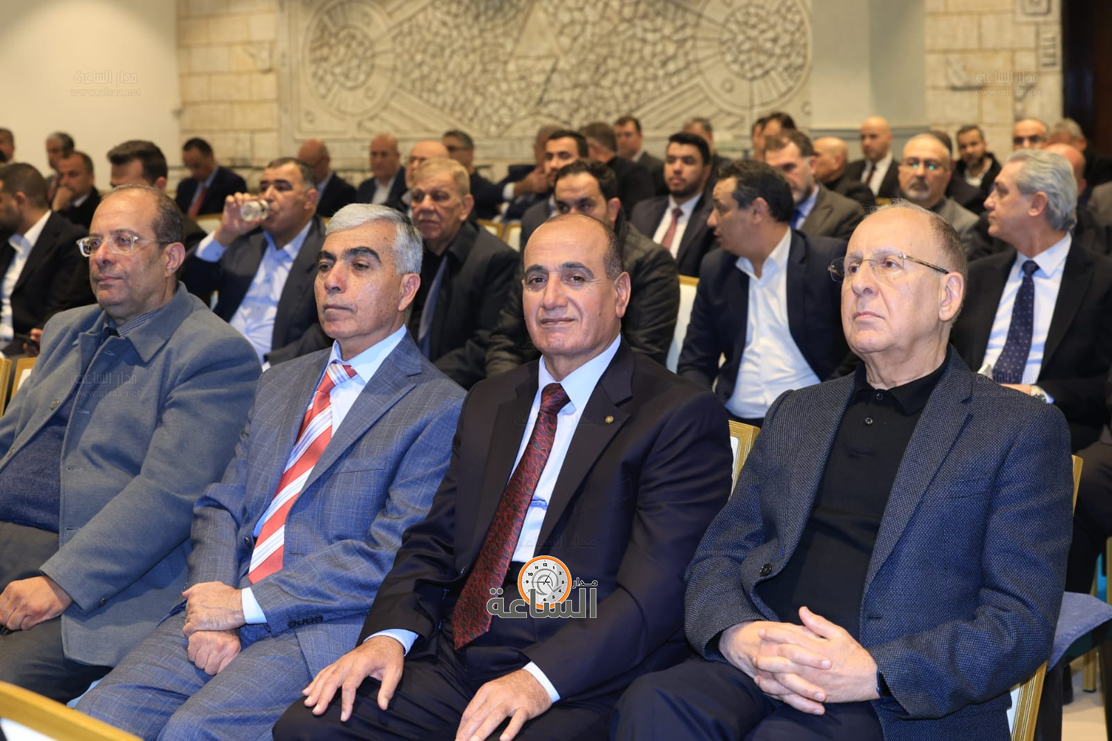 Madar Al-Saa Images 0.37964352306356286