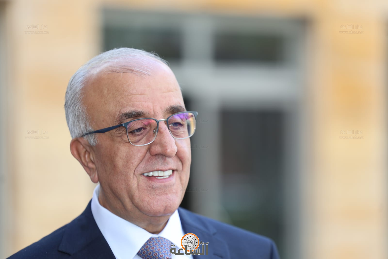 Madar Al-Saa Images 0.19457994758687192