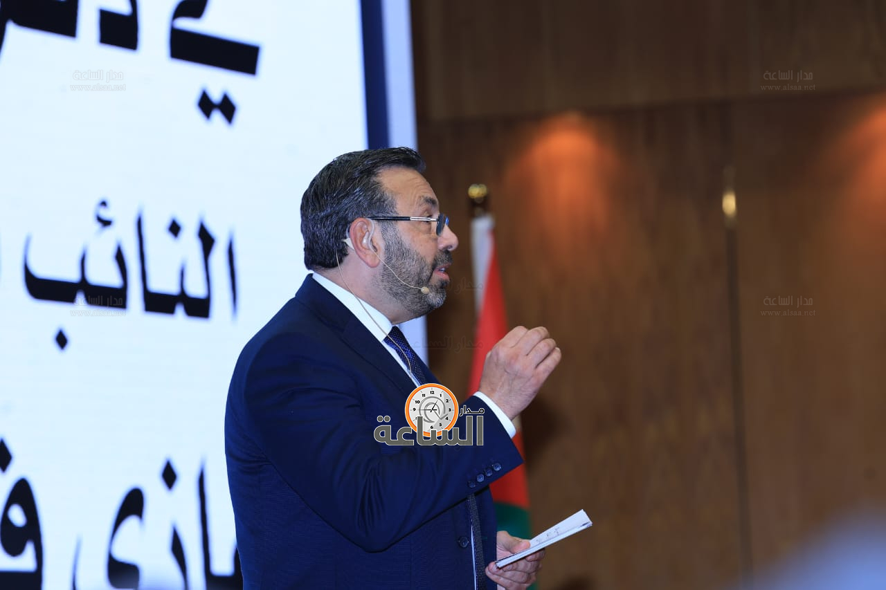 Madar Al-Saa Images 0.034229314449443105