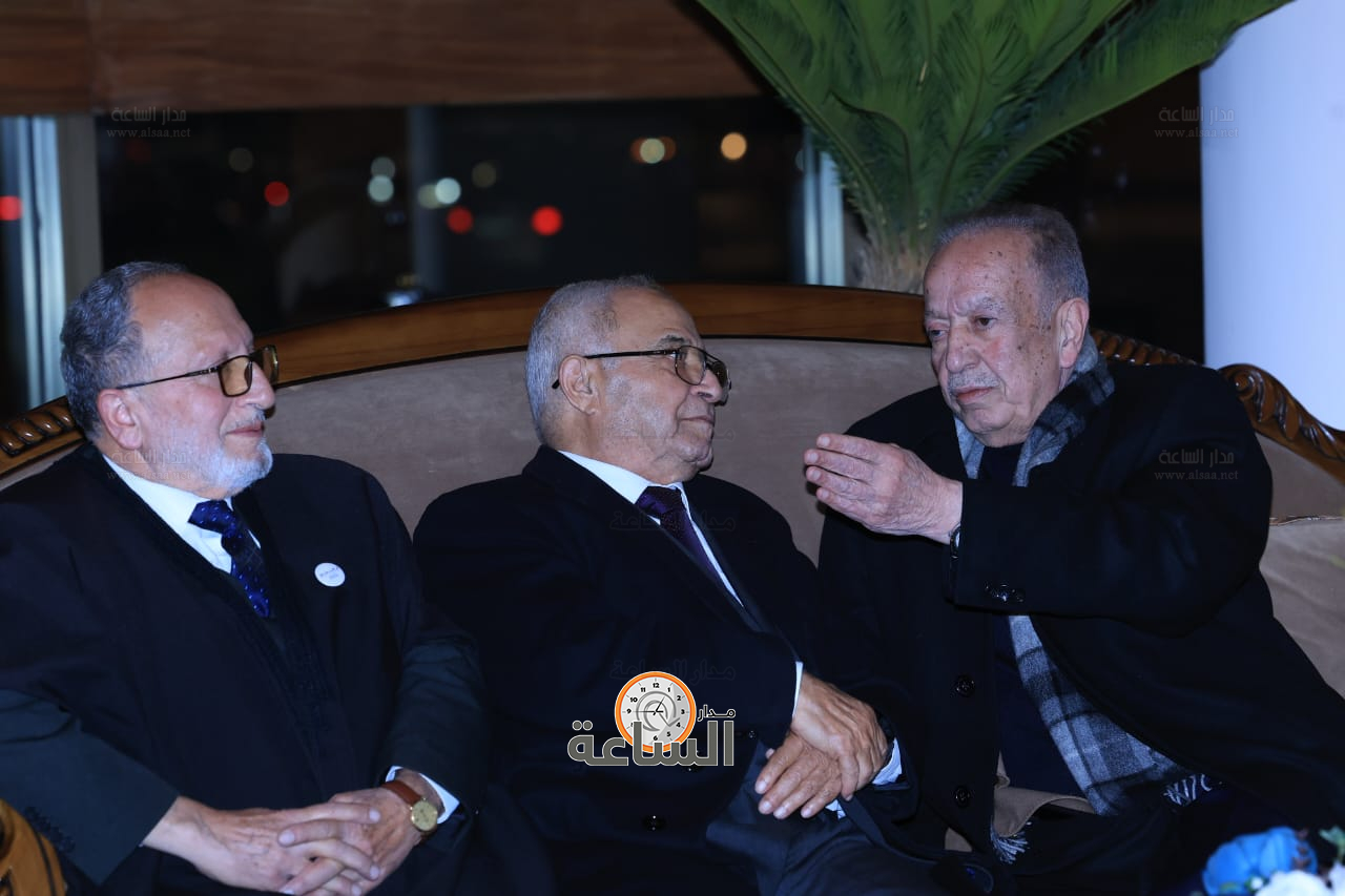 Madar Al-Saa Images 0.0066001567082706325