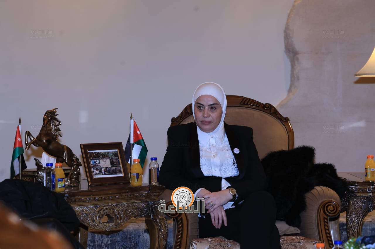 Madar Al-Saa Images 0.4851962966505261