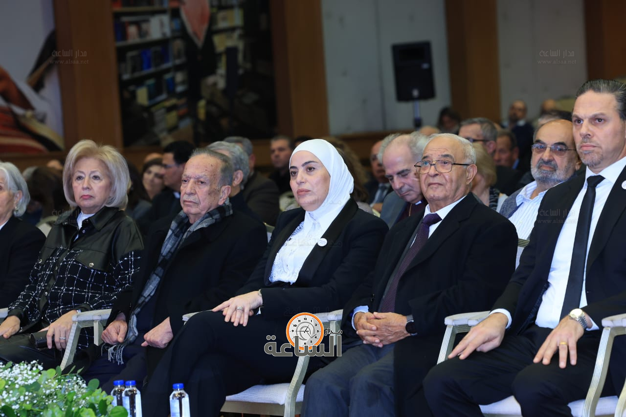 Madar Al-Saa Images 0.5615983343190023