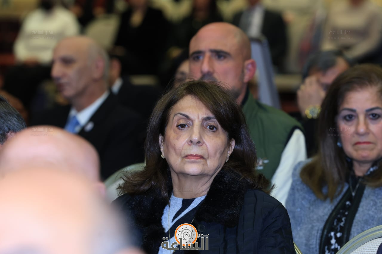 Madar Al-Saa Images 0.8524064231202274