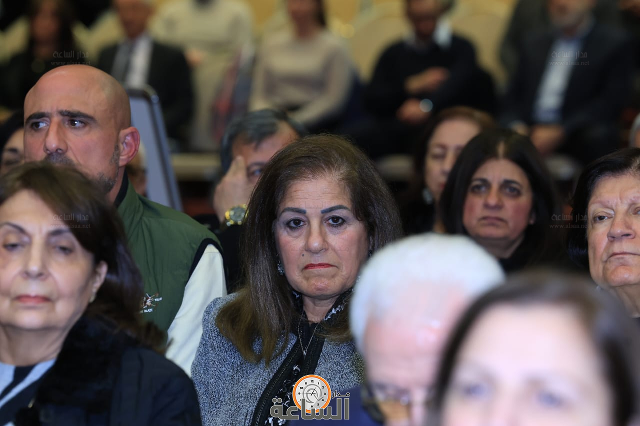 Madar Al-Saa Images 0.943834536874584