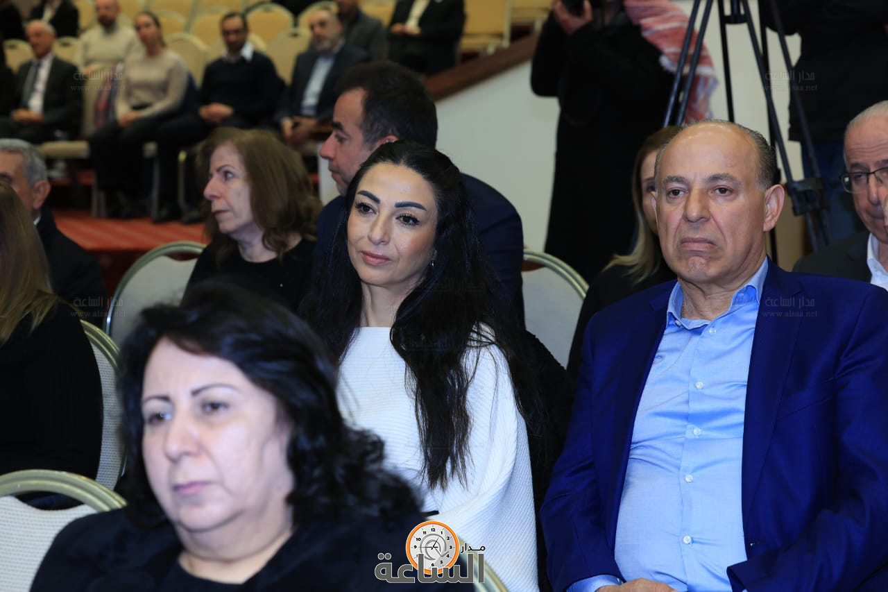 Madar Al-Saa Images 0.602725081875897