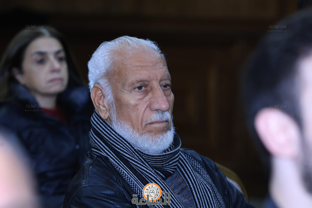 Madar Al-Saa Images 0.36176846356233916