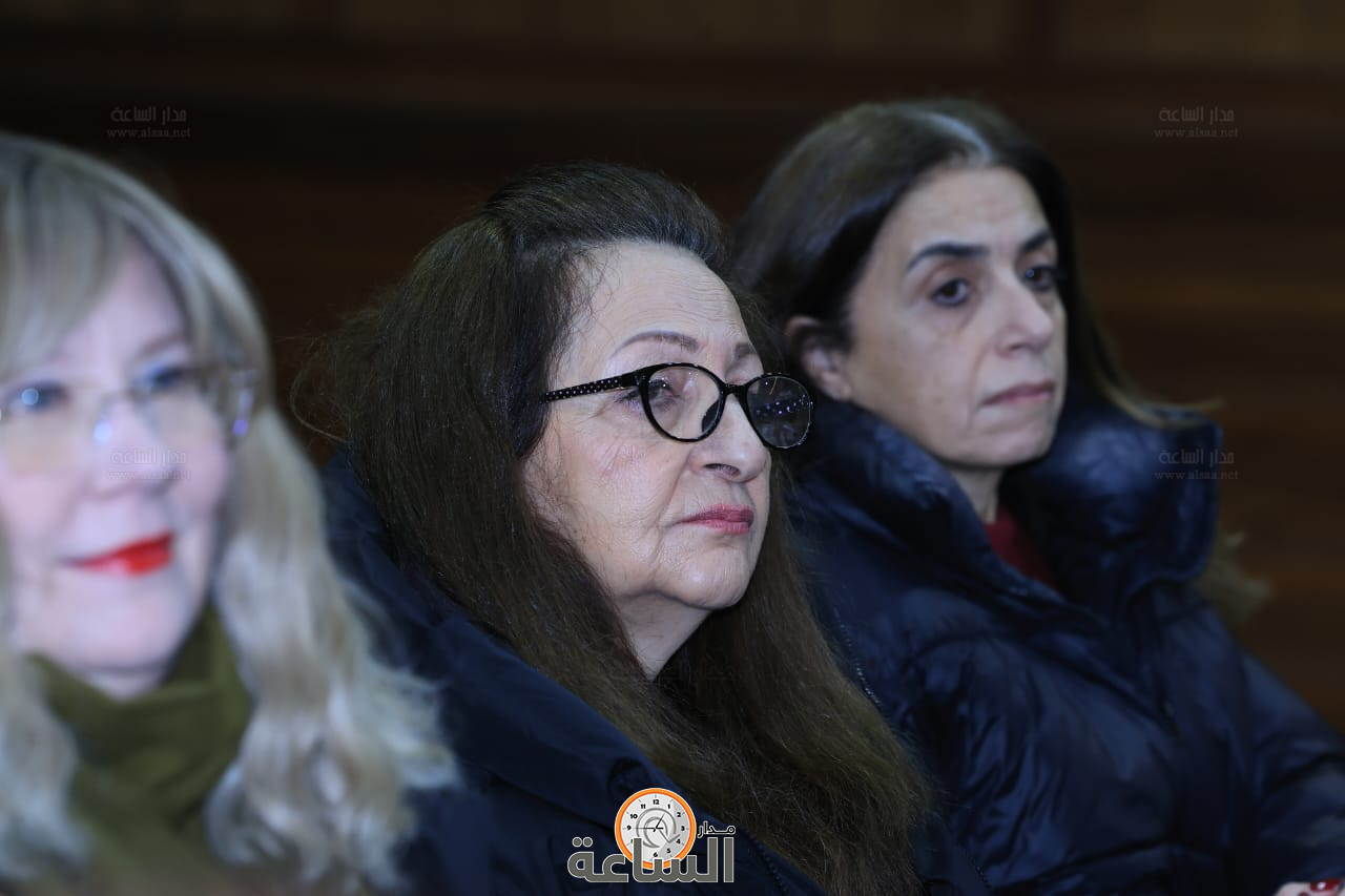 Madar Al-Saa Images 0.459556914147748