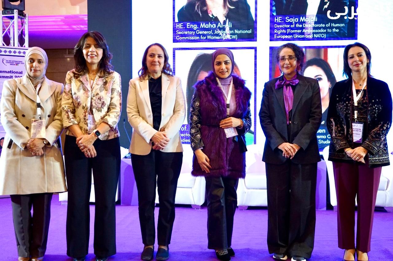 Madar Al-Saa Images 0.5433369656906738