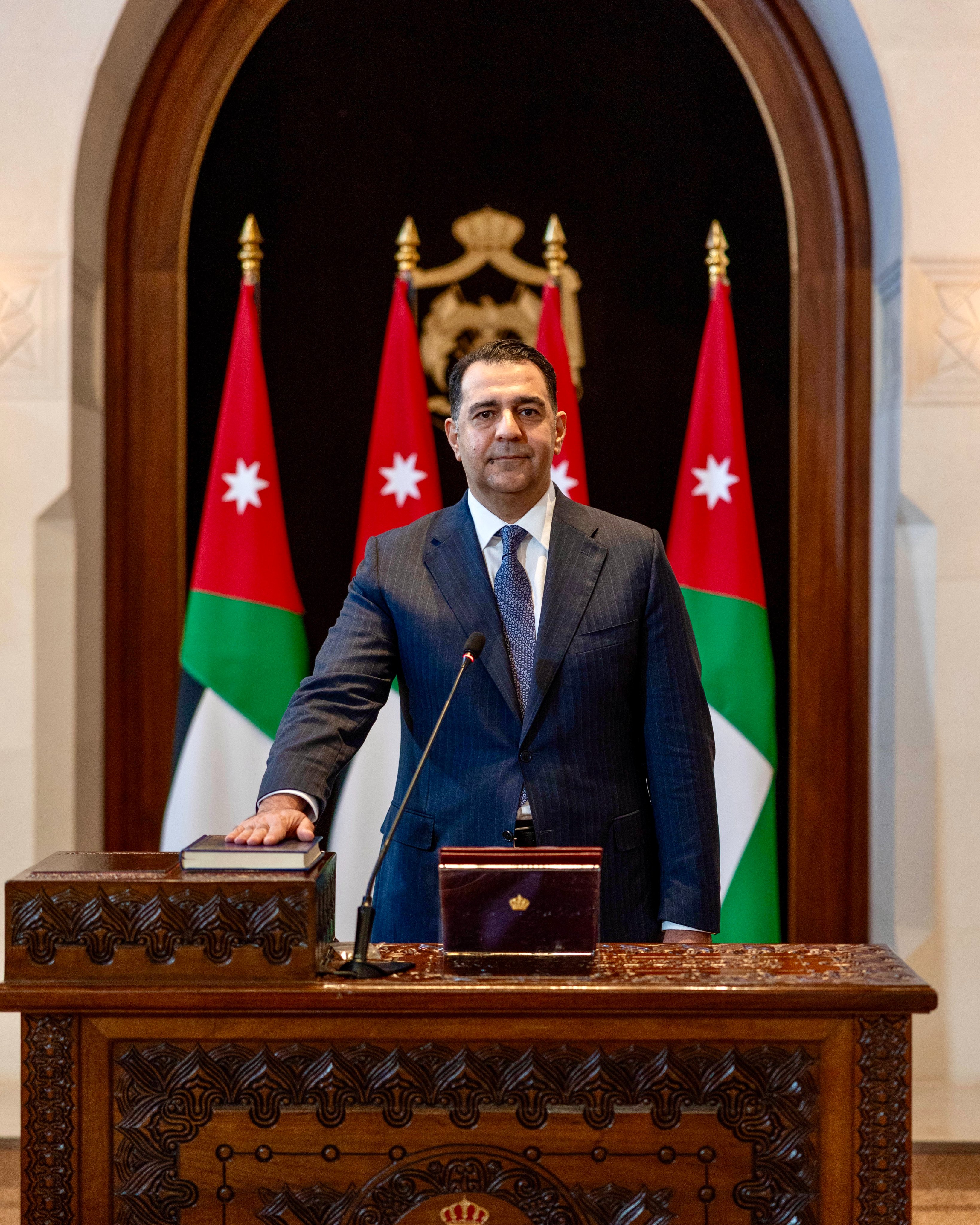 Madar Al-Saa Images 0.6937568295398694