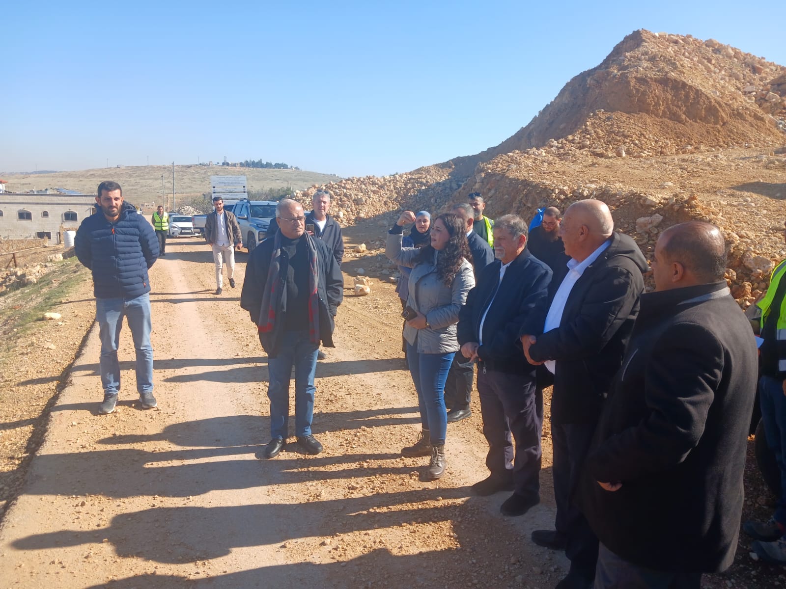 Madar Al-Saa Images 0.43585035794184823