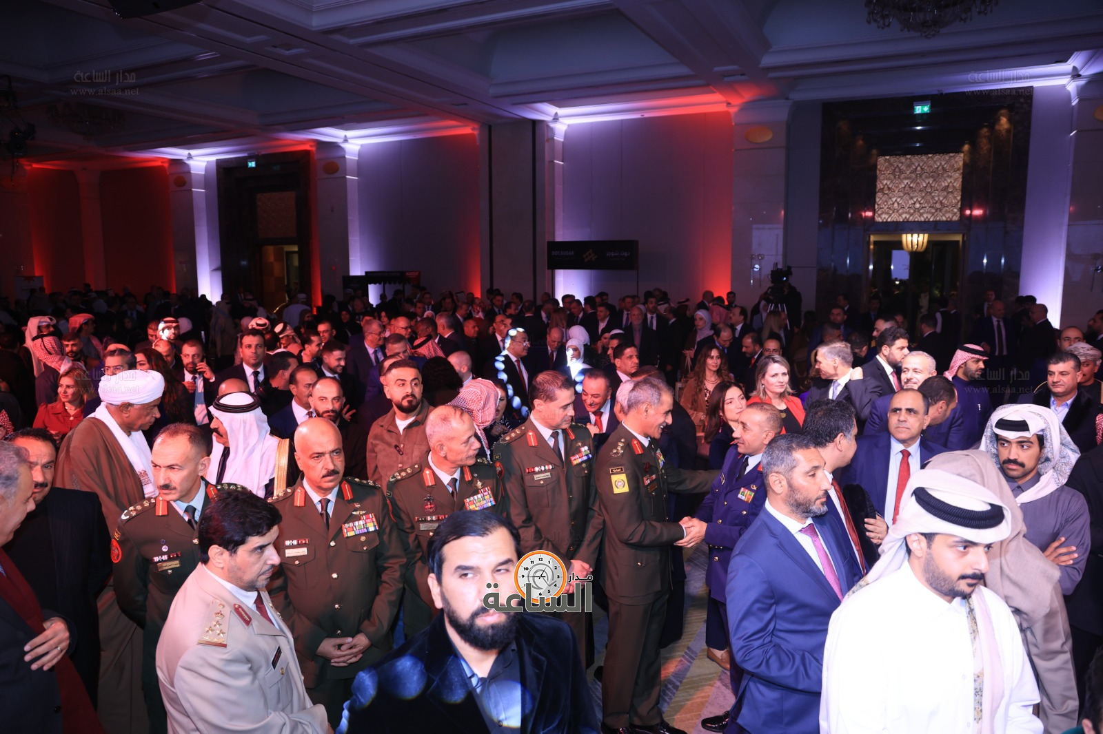 Madar Al-Saa Images 0.09788490412126194