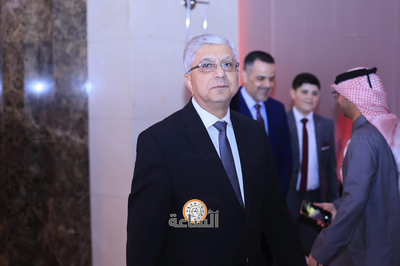 Madar Al-Saa Images 0.041109511820200506