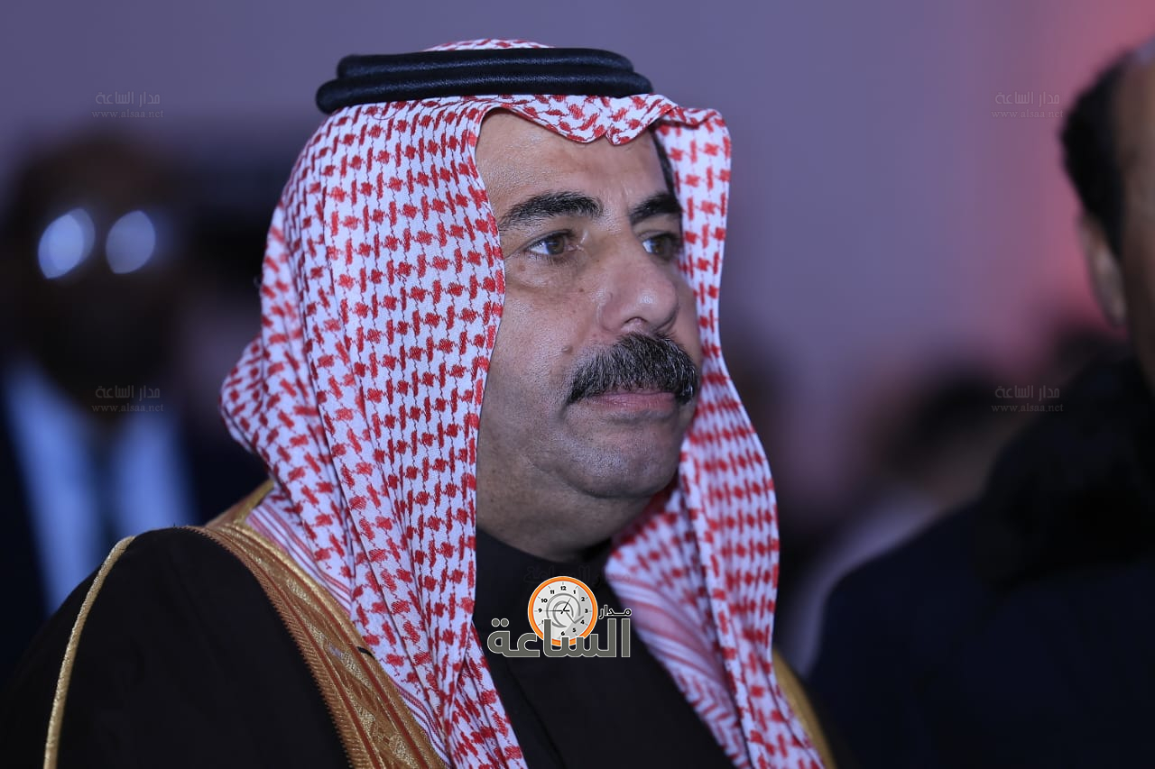 Madar Al-Saa Images 0.0319587430554632