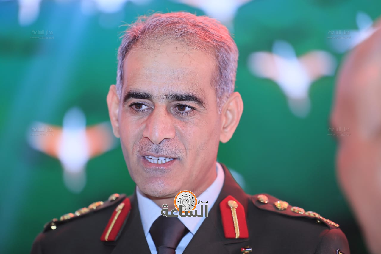 Madar Al-Saa Images 0.00816257168849055