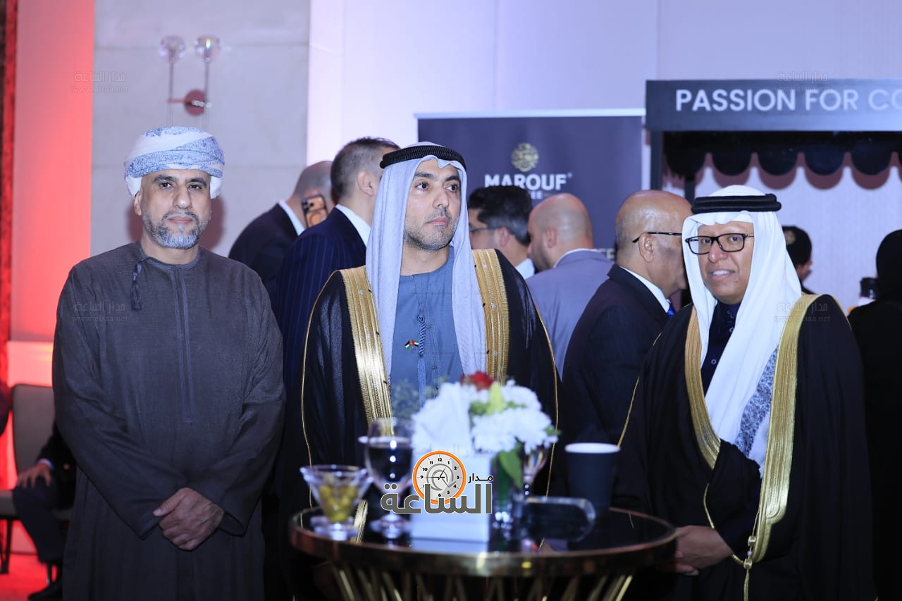 Madar Al-Saa Images 0.466656667724891