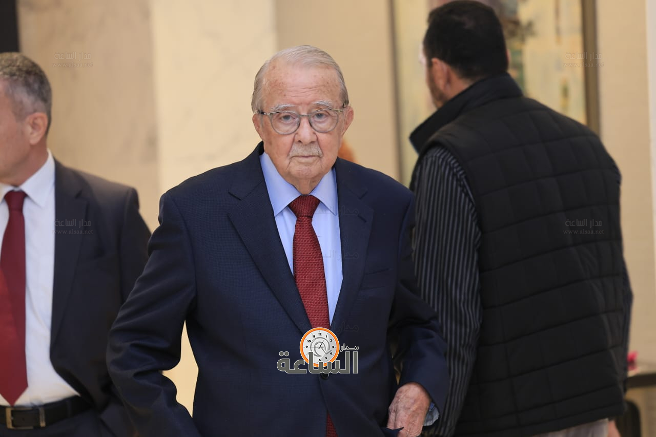 Madar Al-Saa Images 0.3191405625767577