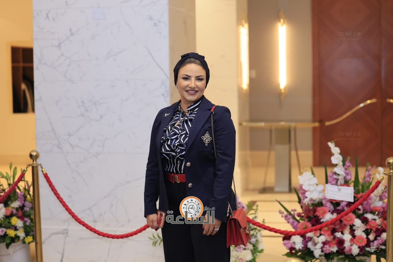 Madar Al-Saa Images 0.584995678145217