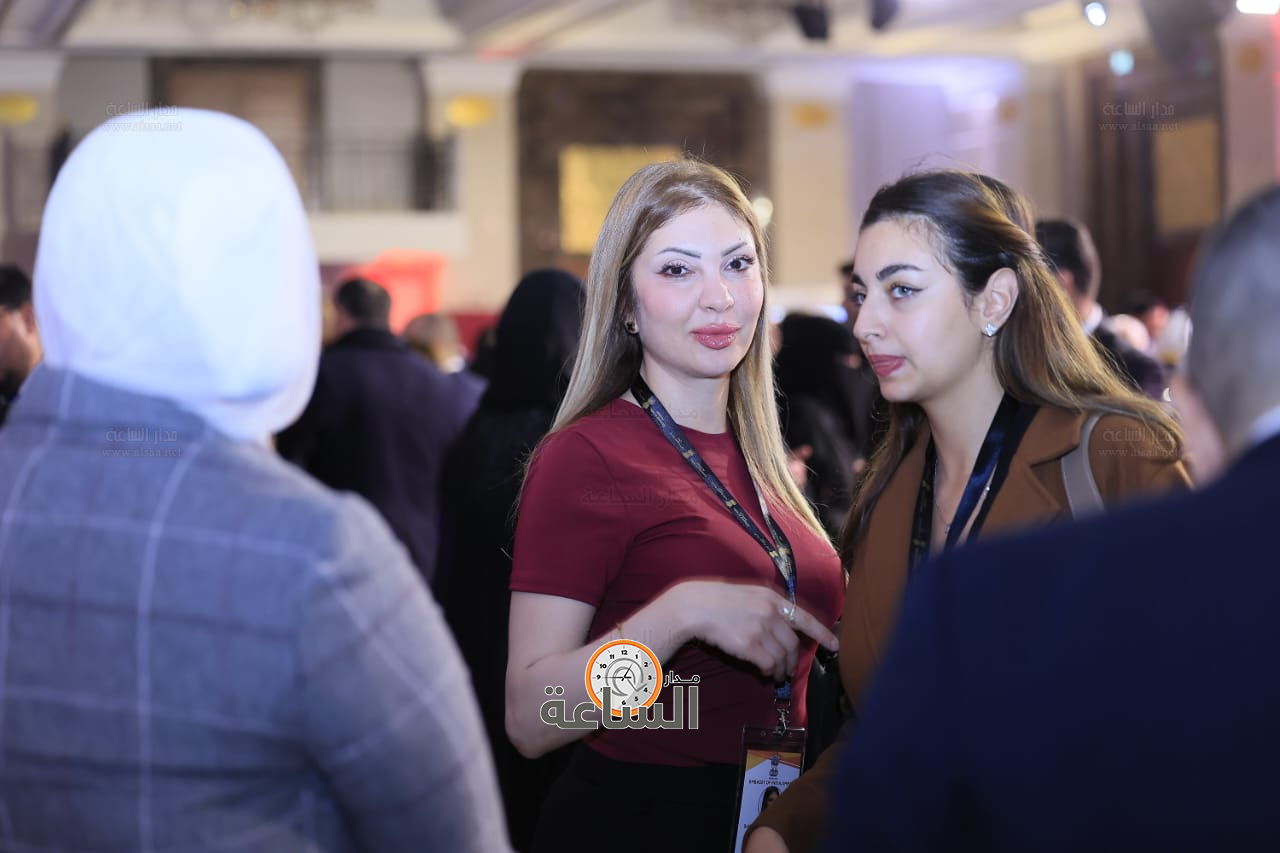 Madar Al-Saa Images 0.549797644749409