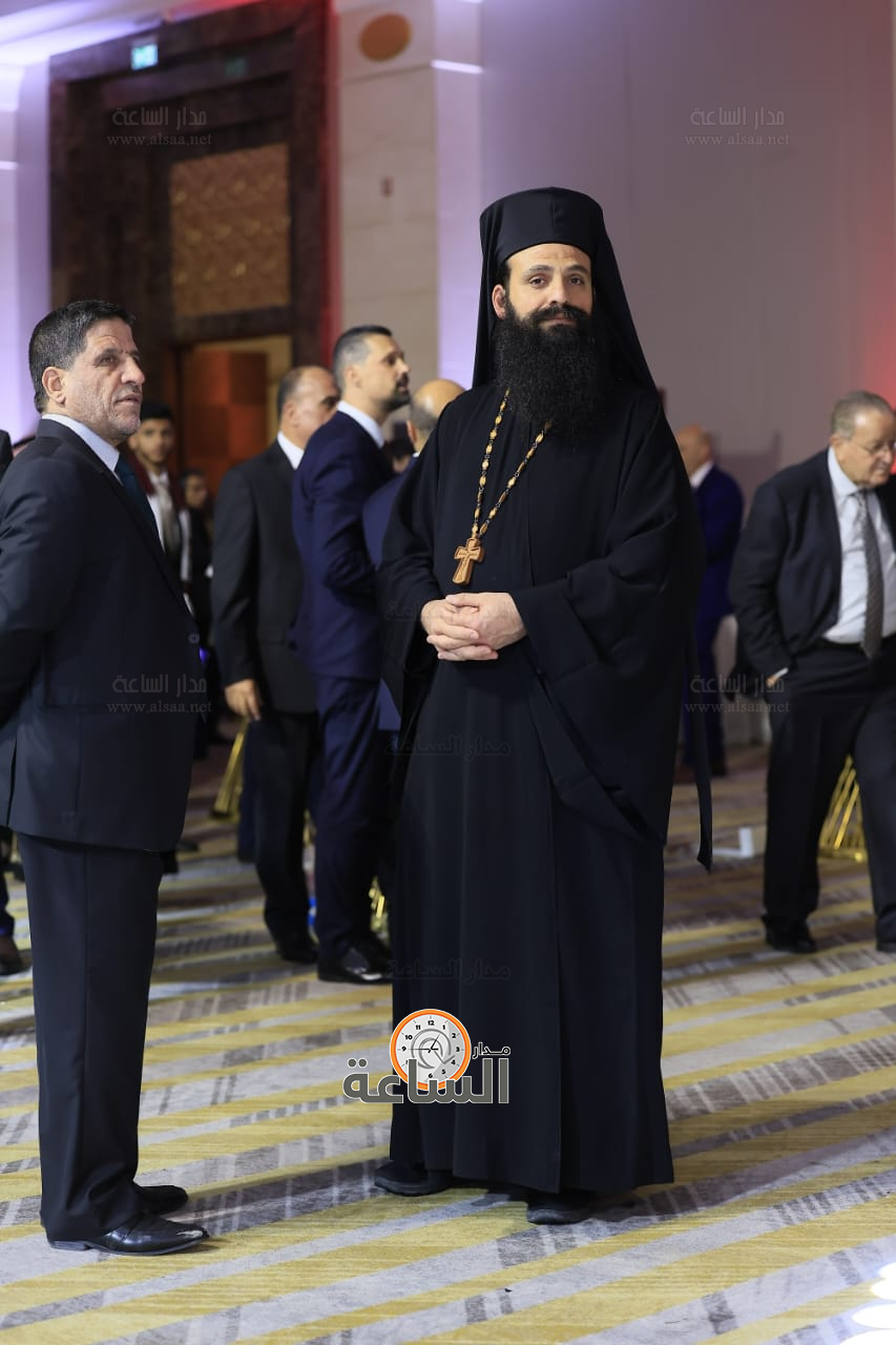 Madar Al-Saa Images 0.1837718176266513