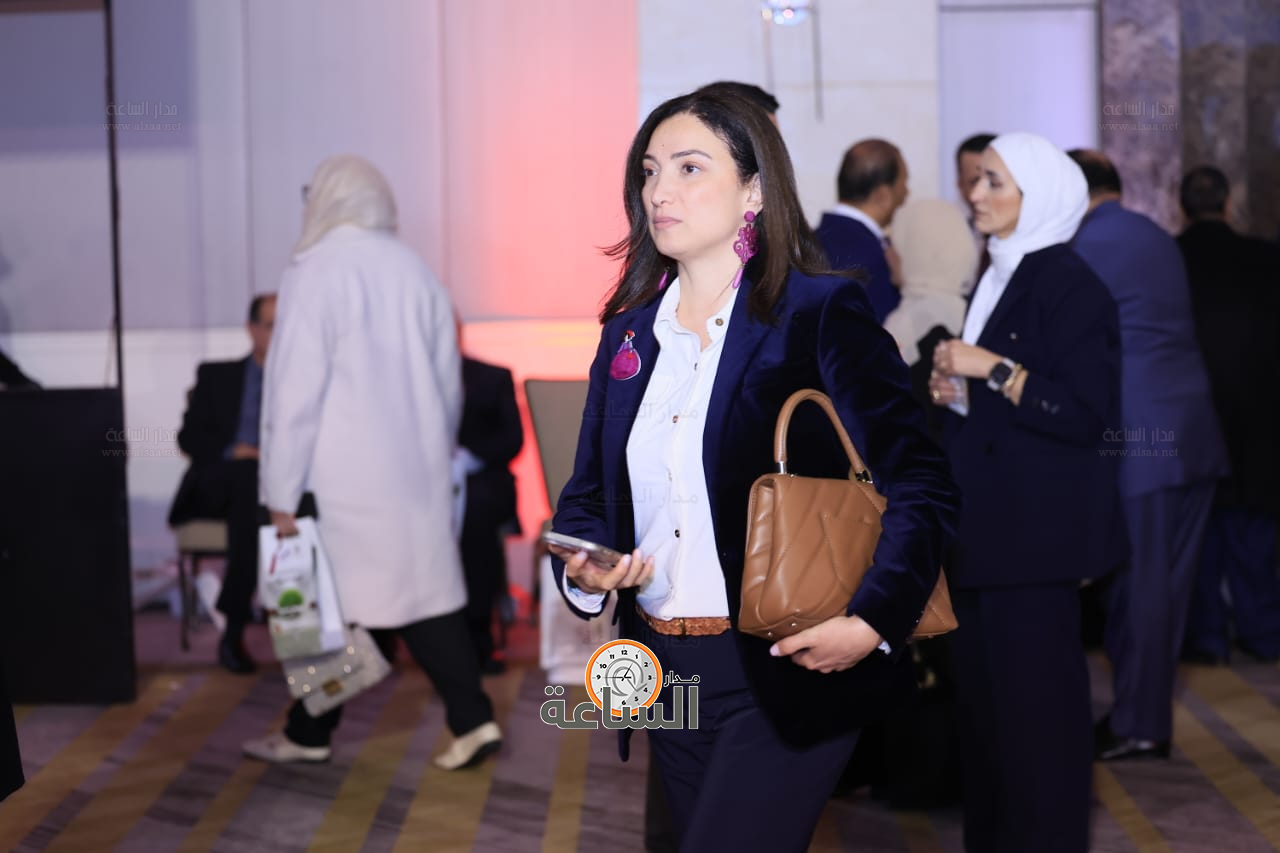 Madar Al-Saa Images 0.3009897658304753