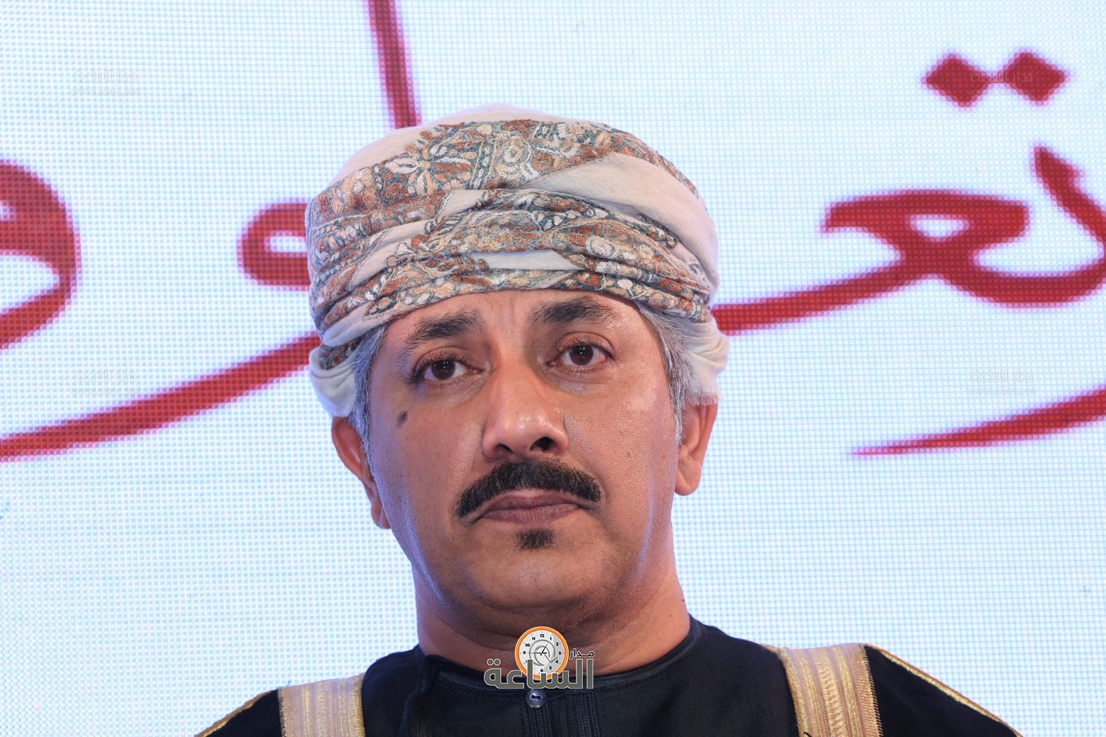 Madar Al-Saa Images 0.04391494000281071