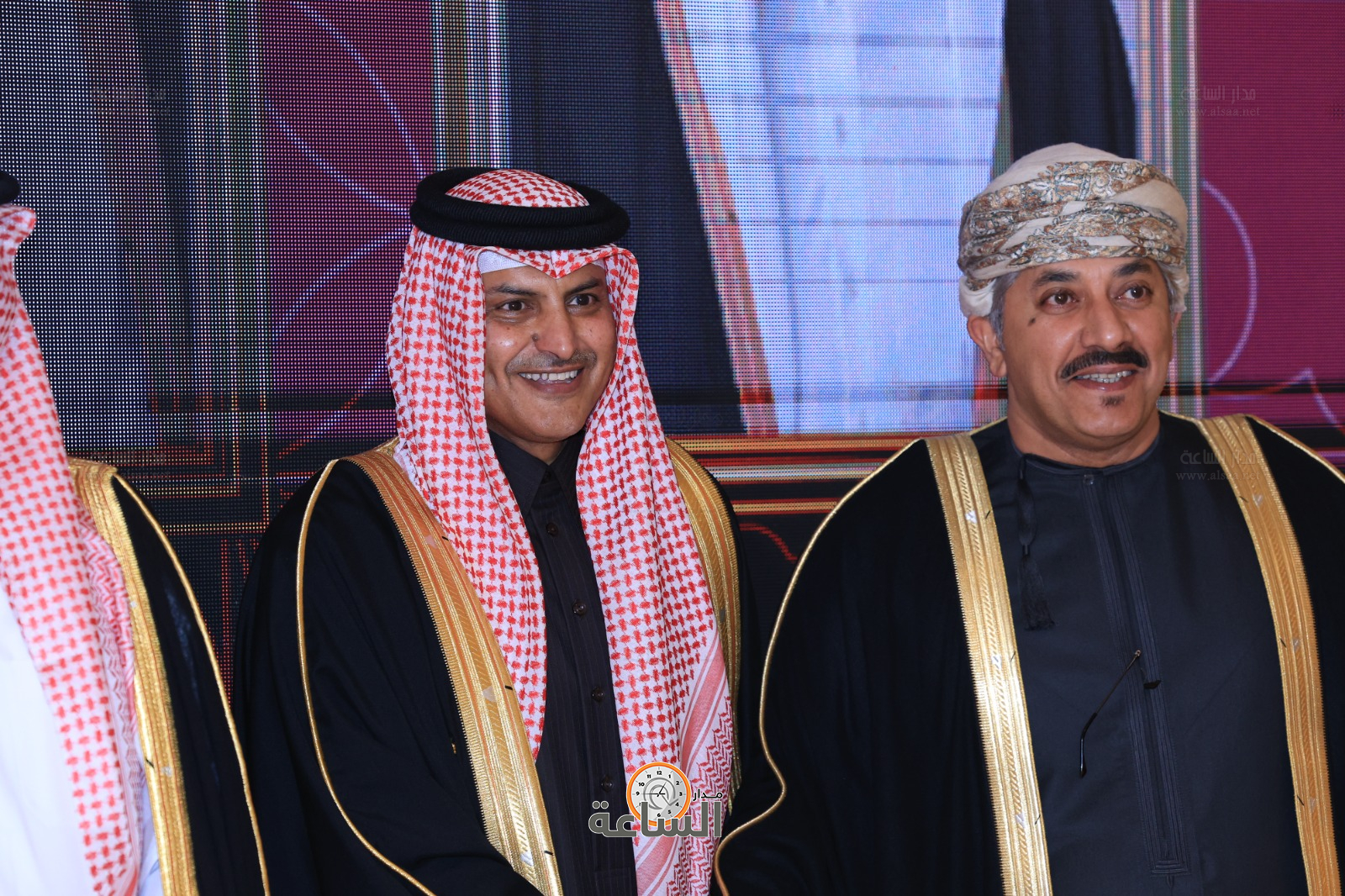 Madar Al-Saa Images 0.05996022938875489