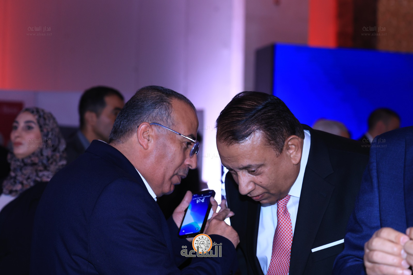 Madar Al-Saa Images 0.46024661123022237