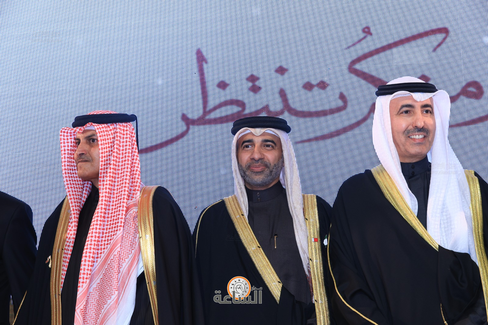 Madar Al-Saa Images 0.332424545127443