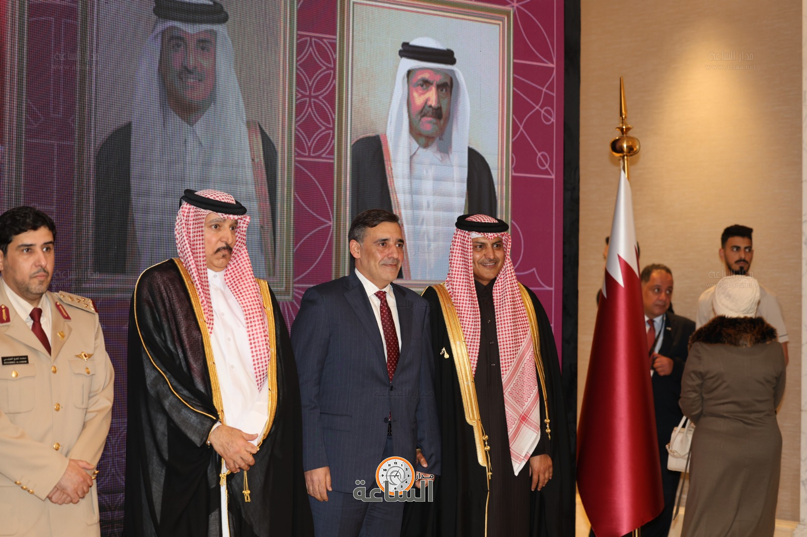 Madar Al-Saa Images 0.14486541469442127