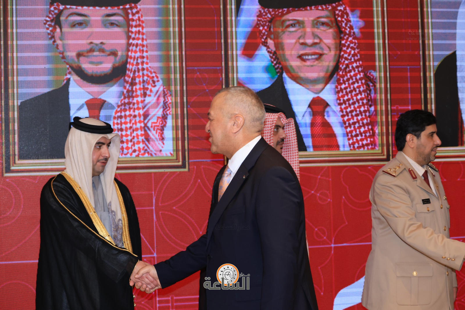 Madar Al-Saa Images 0.3845150181944531